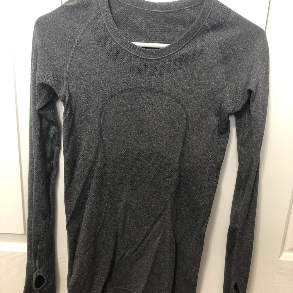 Lulu lemon long sleeve